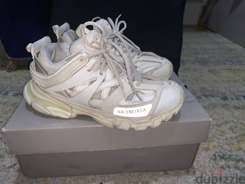 balenciaga track 1