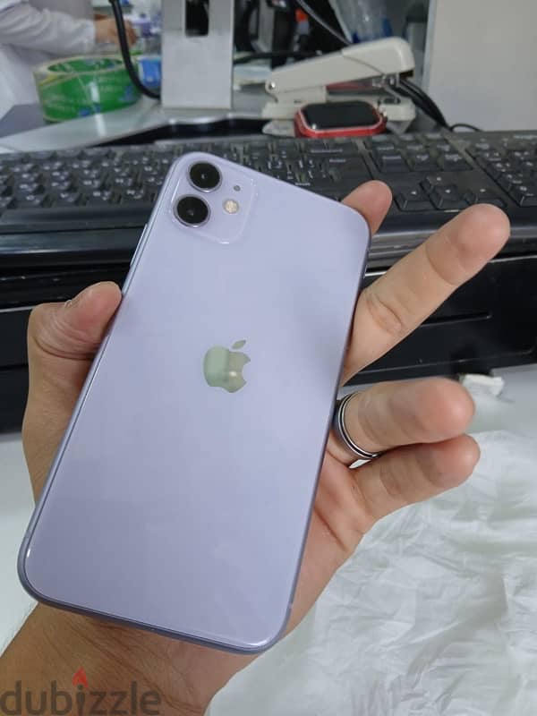 iPhone 11 4
