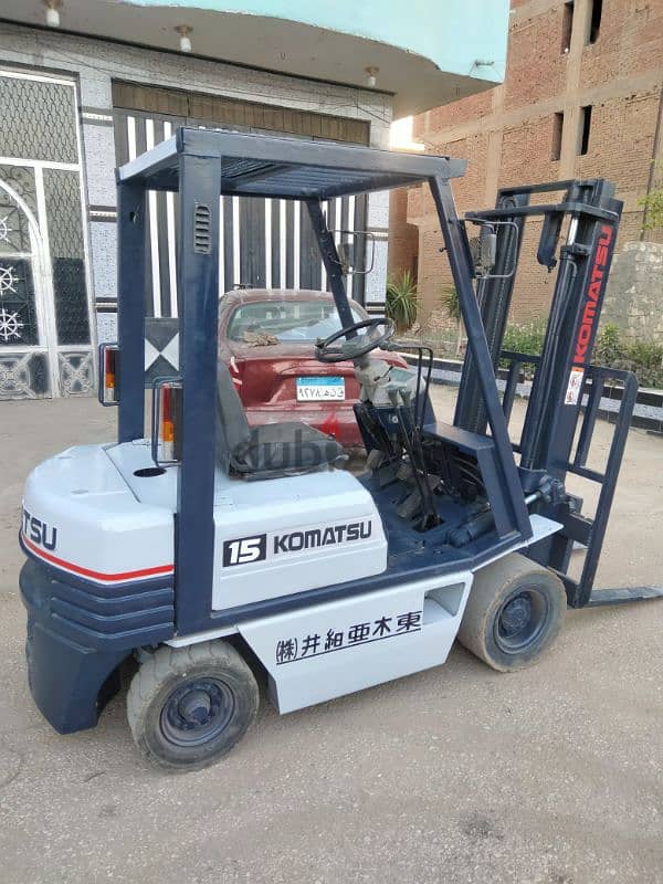 كلارك KOMATSU 3