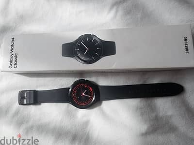 ساعه سمارت سامسونج جالكسي 4 كلاسيك 46 mm حالتها ممتازه بالعلبه بتاعتها