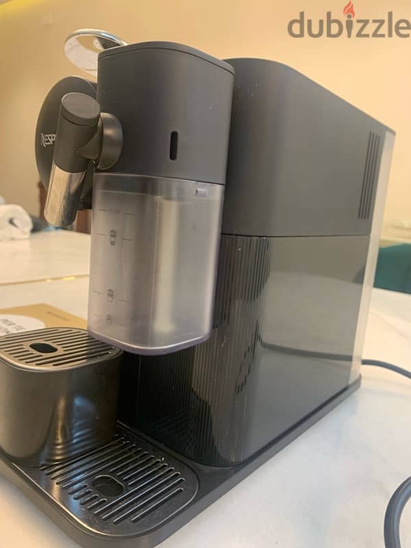NESPRESSO Lattissima one Coffee Machine Black 1