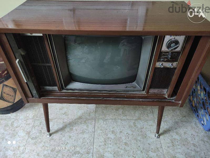 Antique TV Sanyo 1970s 3