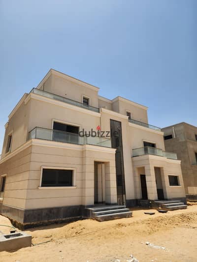 Ready-to-Move Townhouse for Sale | Installments over 9 Years | In Front of Sphinx Airport – Next to SODIC