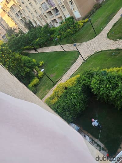 For sale, an apartment of 116 square meters in B11 at a commercial ...