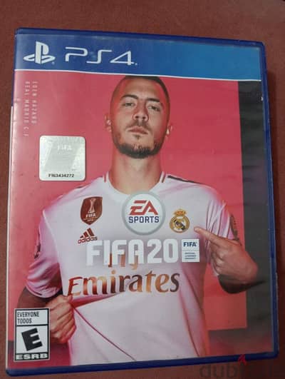 اسطوانه العاب FIFA 20 بحاله ممتازه PS4