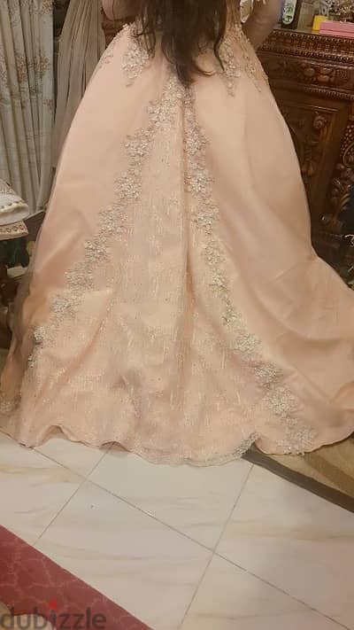 فستان خطوبة