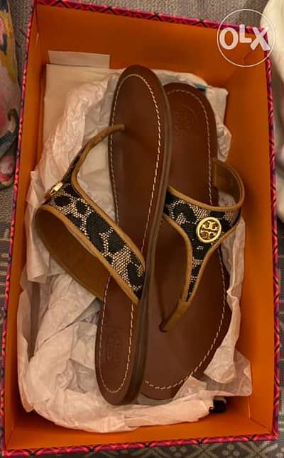 Tory Burch slipper