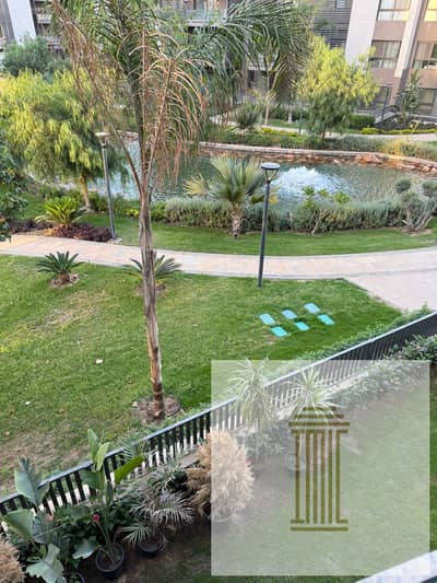 امتلك شقه في بريفادو كومبوند داخل مدينتي يتميز بالخصوصيه وفيو الاجون تشطيبات كامله بالتكيف وجراجات خاصه