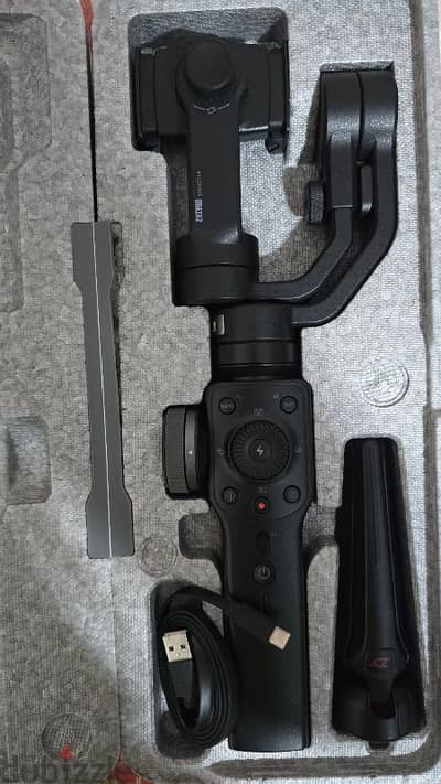 Zhiyun Smooth 4 mobile gimbal stabilizer