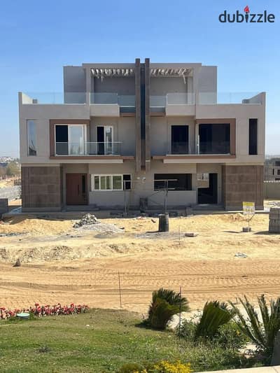 Premium Twin house in sheikh zayed