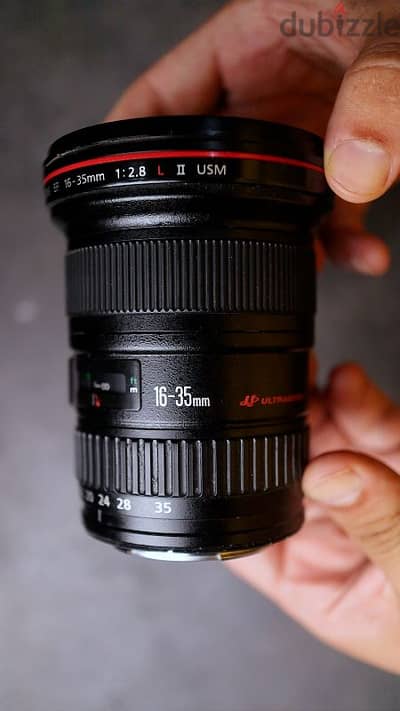 عدسة canon 16-35 ii 2.8بحاله ممتازه