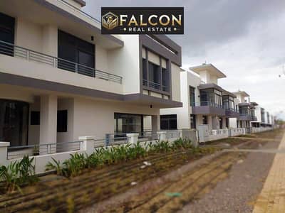 Duplex for sale with a fantastic view in front of the Kempinski Hotel with a private roof without interest