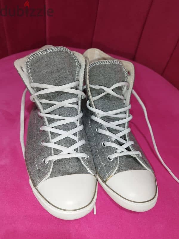 Converse 9