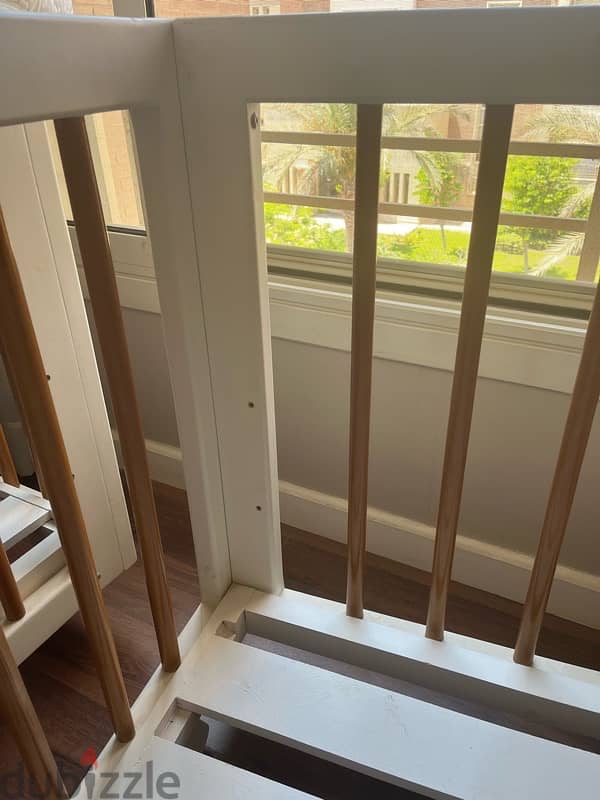2 cribs 4