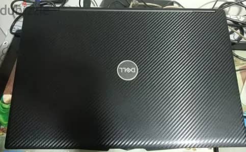 dell precision 7730  core i7 8th كارت شاشة ١٦ جيجا فعلي
