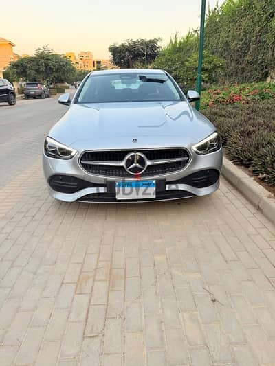 Mercedes-Benz C200 2023