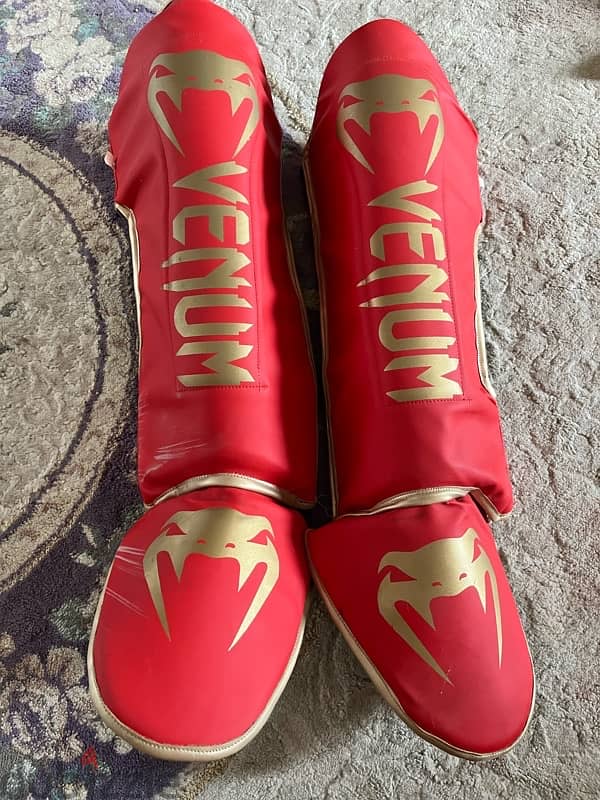 Venum Shinguards 1