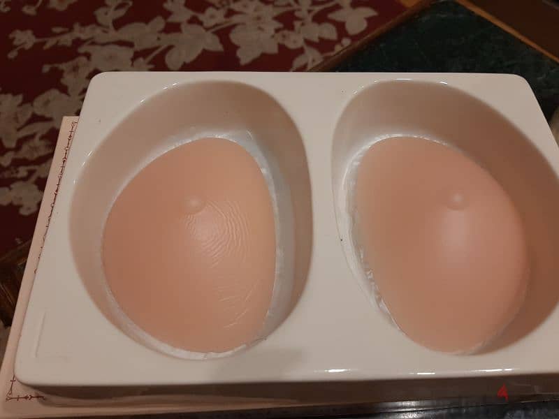 silicone pads in liquid 1