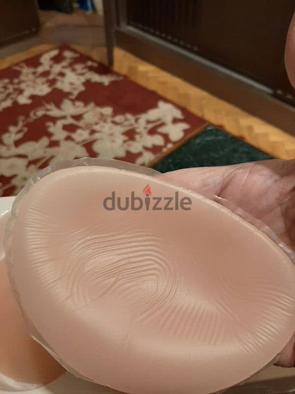 silicone pads in liquid 2