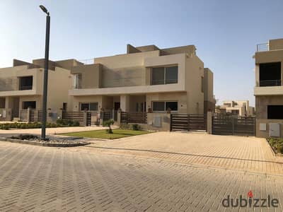 فيلا تاون هاوس ريسيل استلام فوري للبيع في ذا كراون من بالم هيلز في قلب التوسعات الشرقية