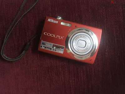 Nikon Coolpix s220