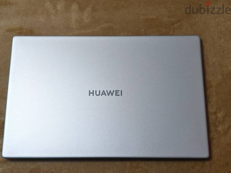 Huawei laptop mate book d14 2