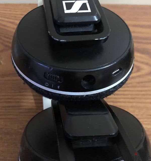 Sennheiser Urbanite XL Wireless 7