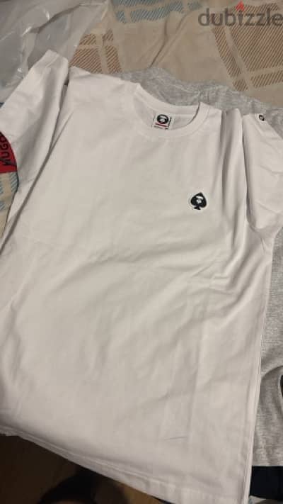 AAPE NEW AUTHENTIC TSHIRT SIZE LARGE