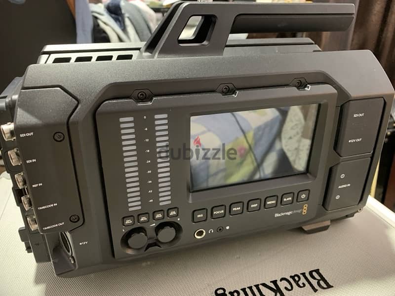 blackmagic 4K ursa v2 1