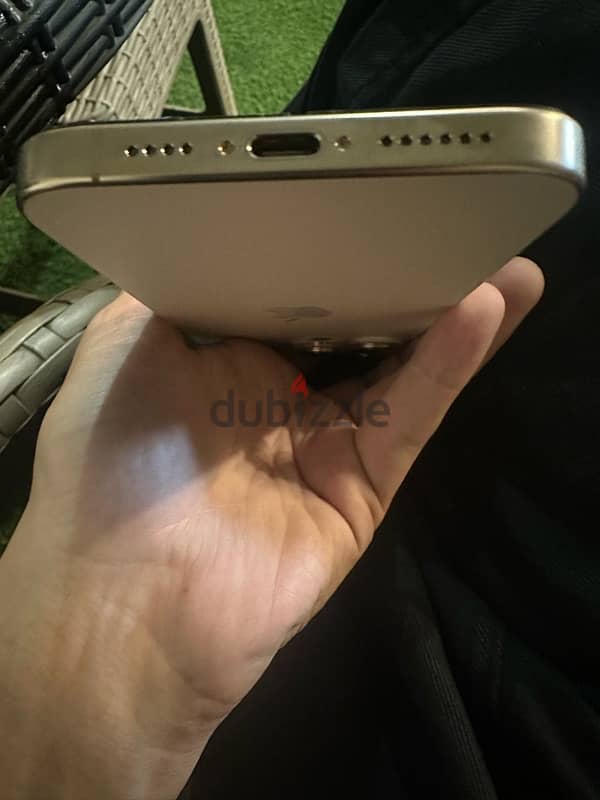 iPhone 16 pro max 5