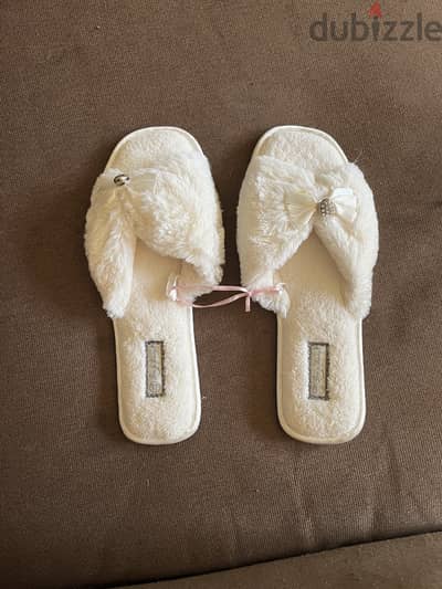 Home Slippers super soft size 37-38