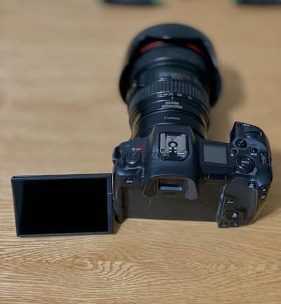 Canon eos R + mount + 24-105
