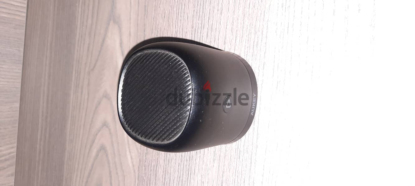 صب اصلى AUKEY 2