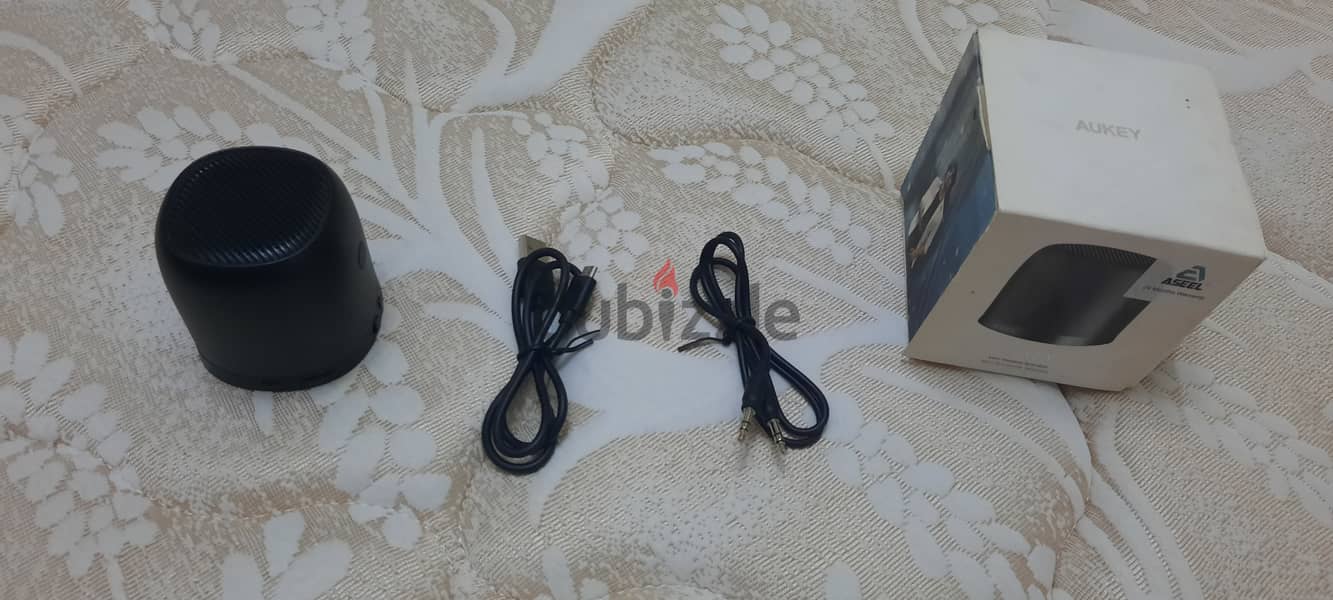 صب اصلى AUKEY 3