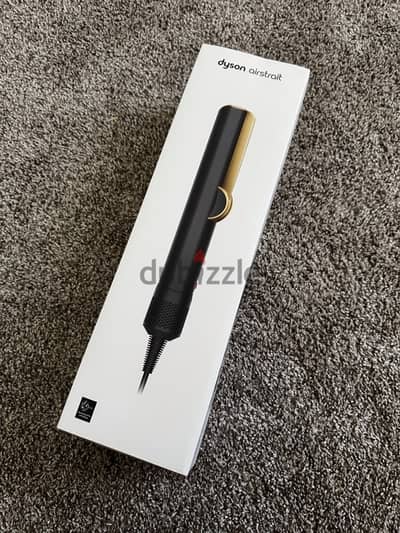Dyson Airstrait Straightener - Special Edition - Onyx Black and Gold