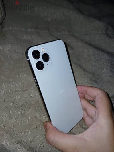 Iphon 11 Pro-White