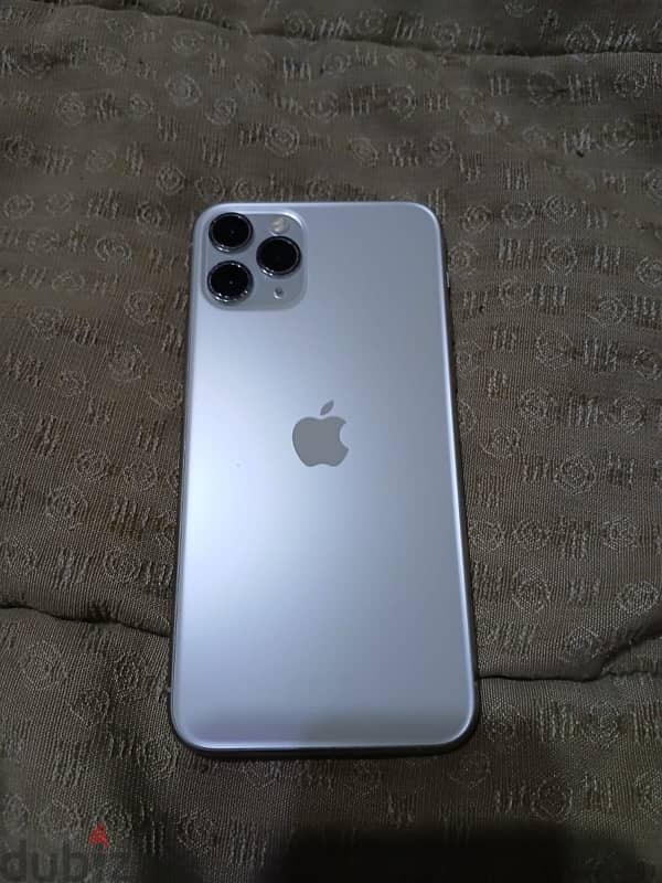 Iphon 11 Pro-White 1