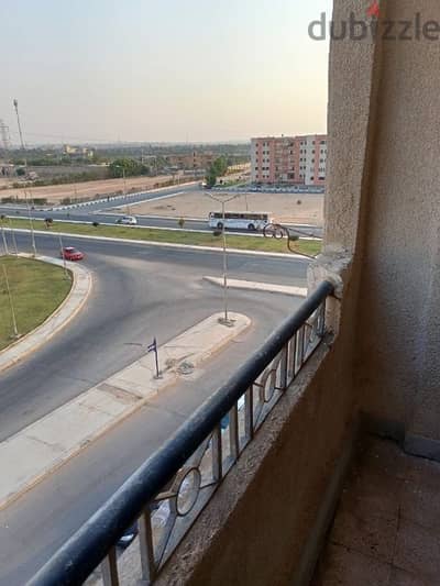 شقه للبيع
