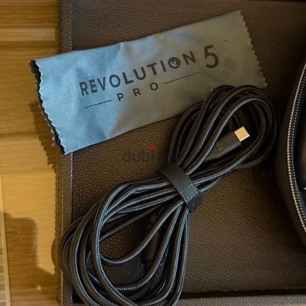 Nacon 5 Revolution 5 Pro controller 5
