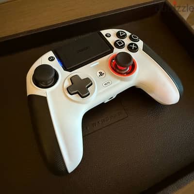 Nacon 5 Revolution 5 Pro controller