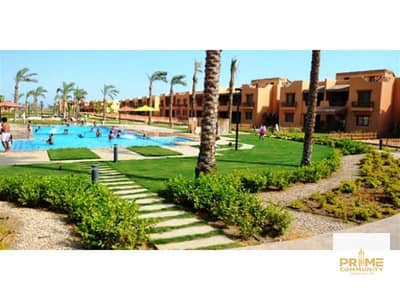 Town House Middle For Sale Prime loction Saea View and pool Fully furnished With AC's Ready to move At Mountain View Sokhna 2