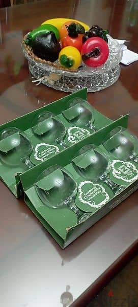 طقم كاسات المانى ب 50 يورو