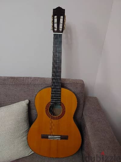 Yamaha C70 - Classical Guitar