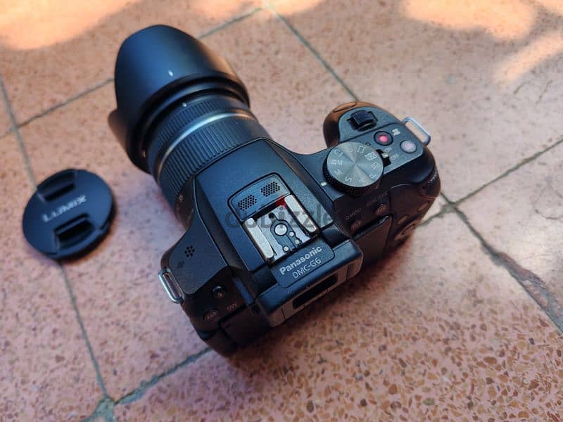 Panasonic Lumix G6 with lens 1