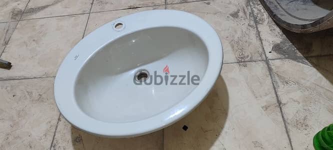 حوض حمام يركب على رخامة ايديال ستاندرد