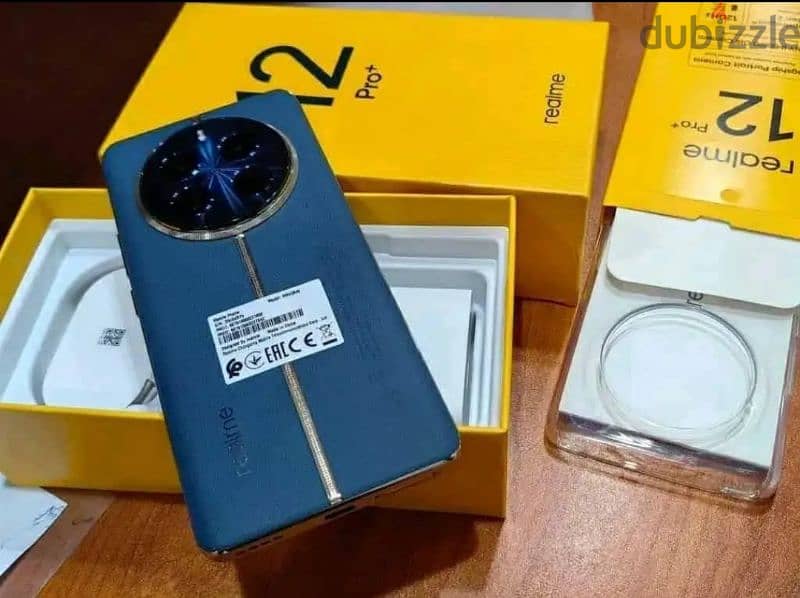 relame 12 Pro Plus 3