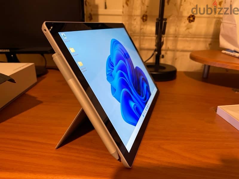 Microsoft surface pro 7+ plus 3