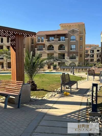 -تاون هاوس كورنر للبيع في مدينه الشروق بتسهيلات ع 6 شهور فيو أميز كمباوندات الشروق استلام فوري اطلاله علي السنترال بارك مباشرة