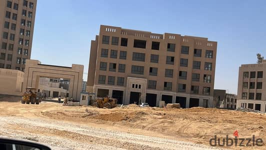 عيادة متشطبة علي محور 26 يوليو بجوار مول اركان بالتقسيط علي اطول قترة