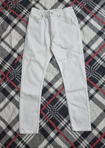 White Zara jeans for sale